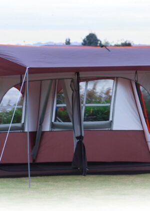 Extra-large tent, can accommodate 10-12-14 people