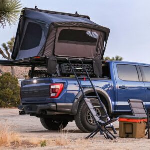 Hard-shell roof tent: For two people, designed specifically for off-road camping.